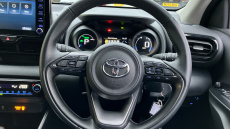 Toyota Yaris 1.5 Hybrid Design 5dr CVT Hybrid Hatchback
